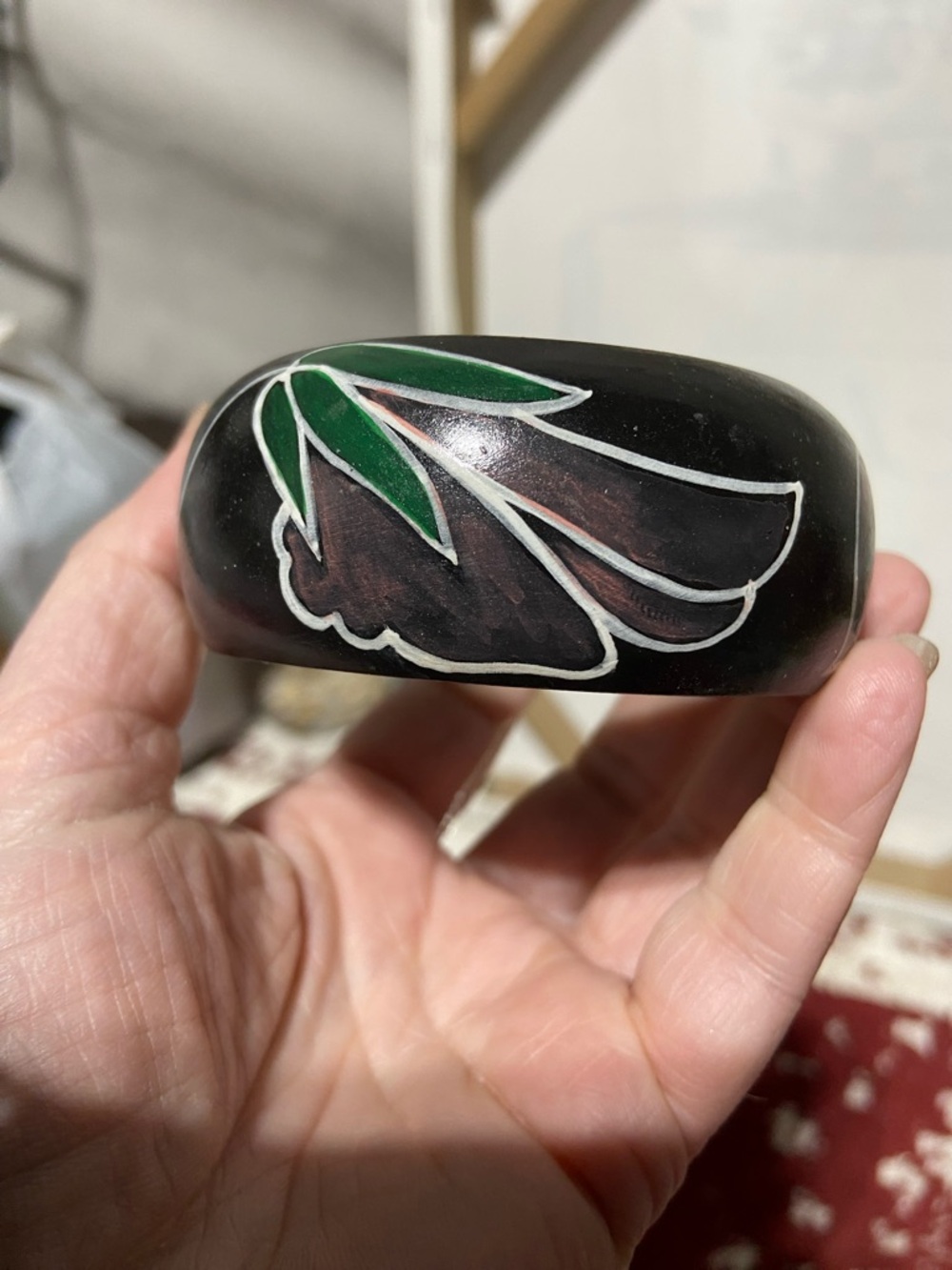 Vintage Painted Wood Bangle Bracelet Black Floral Chunky - Picture 4 of 8